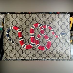 GG Supreme Monogram Kingsnake Zip Wristlet Pouch Beige Black.